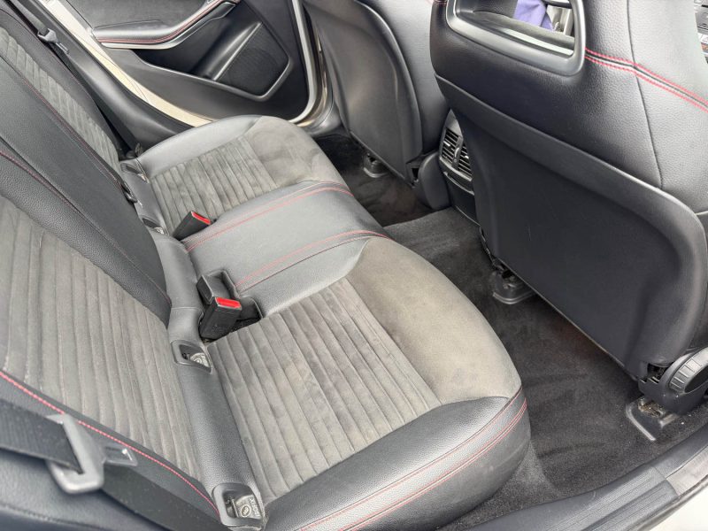 MERCEDES CLASSE A 180D 109CH FASCINATION PACK AMG 7G-DCT GARANTIE