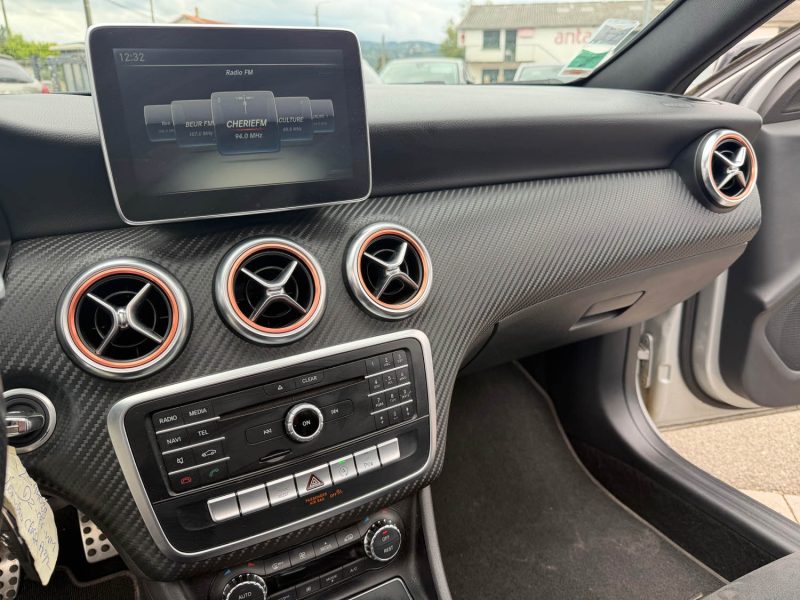MERCEDES CLASSE A 180D 109CH FASCINATION PACK AMG 7G-DCT GARANTIE