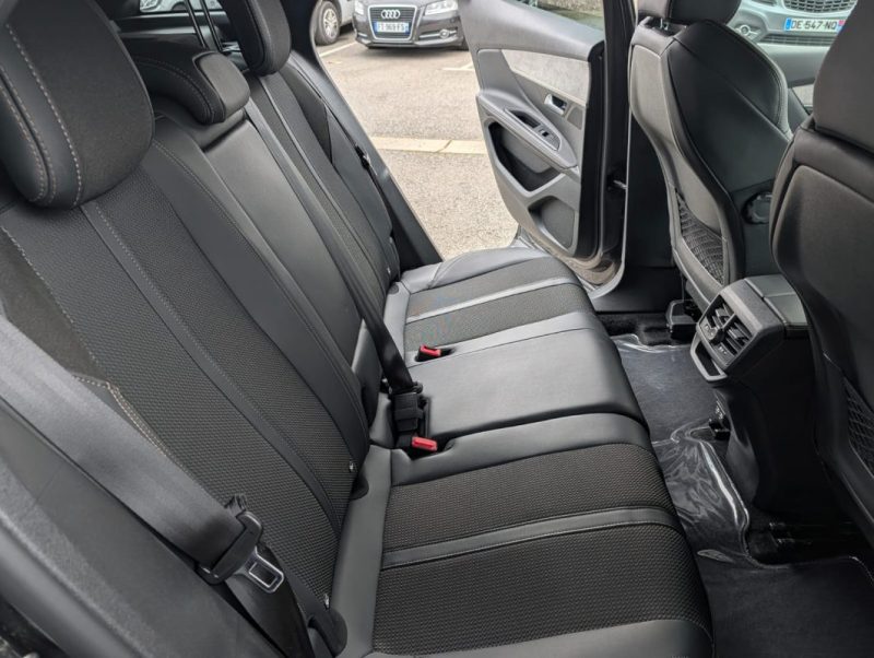 PEUGEOT 3008 GT Line 130 ch Phase 2 1.5 BlueHDi  Boîte Automatique/ Pack Cuir Massant
