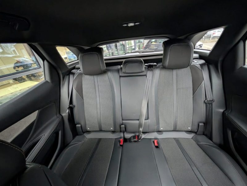 PEUGEOT 3008 GT Line 130 ch Phase 2 1.5 BlueHDi  Boîte Automatique/ Pack Cuir Massant