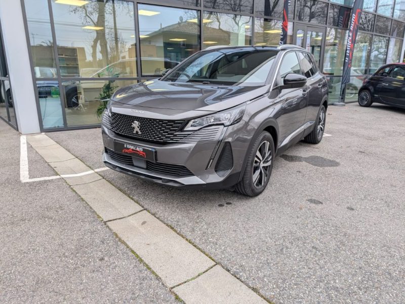 PEUGEOT 3008 GT Line 130 ch Phase 2 1.5 BlueHDi  Boîte Automatique/ Pack Cuir Massant