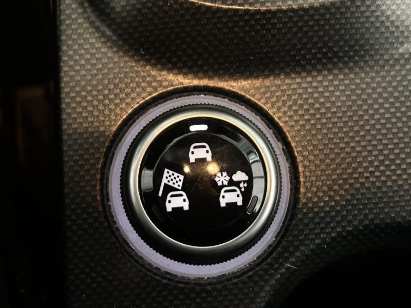 FIAT 500X 120 CV POP STAR / KEYLESS / MULTIMEDIA / MODE DE CONDUITE / CLIM BI-ZONE / REGULATEUR  