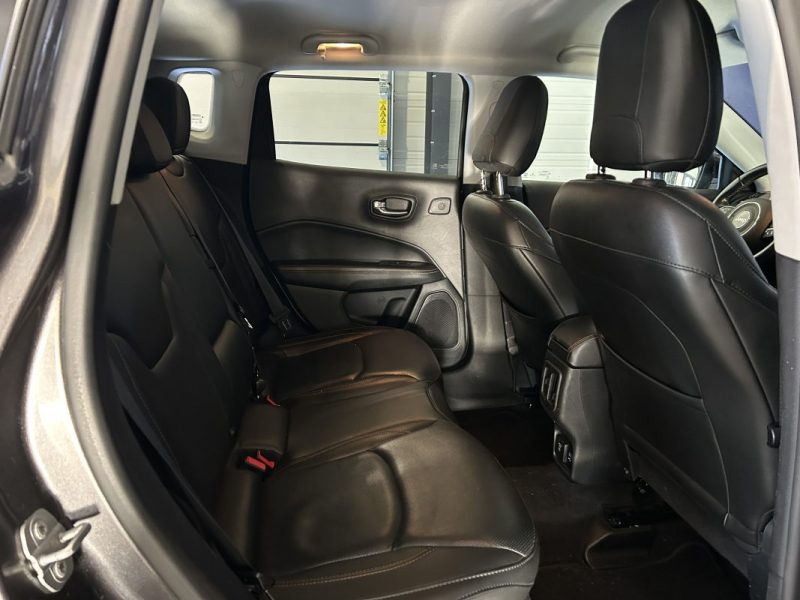 JEPP COMPASS LIMITED 4X4 BEATS 2018 140CV / CARPLAY / CAMERA DE RECUL / SIEGES ELECTRIQUE A MÉMOIRE 