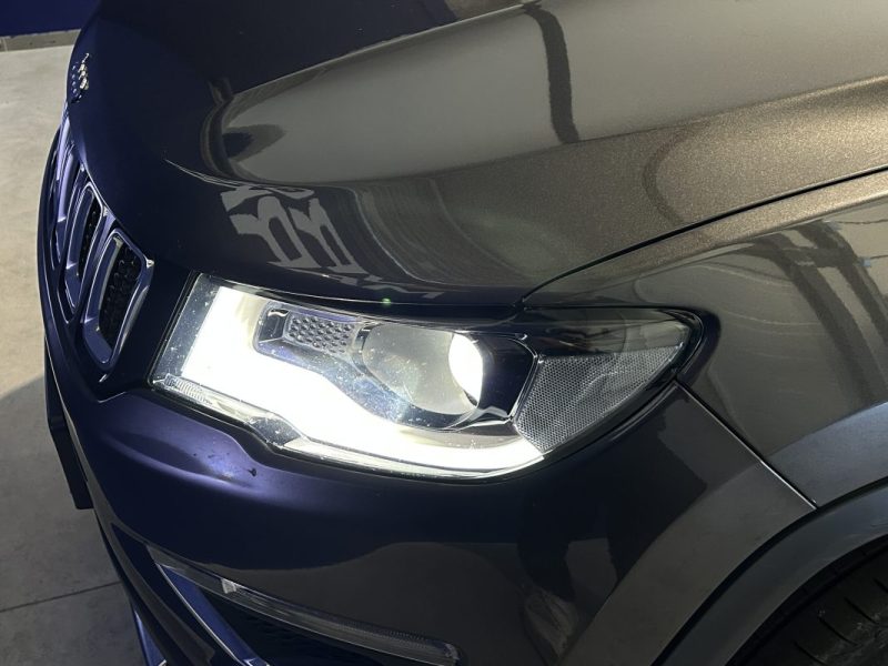 JEPP COMPASS LIMITED 4X4 BEATS 2018 140CV / CARPLAY / CAMERA DE RECUL / SIEGES ELECTRIQUE A MÉMOIRE 