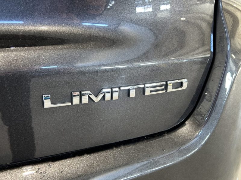 JEPP COMPASS LIMITED 4X4 BEATS 2018 140CV / CARPLAY / CAMERA DE RECUL / SIEGES ELECTRIQUE A MÉMOIRE 