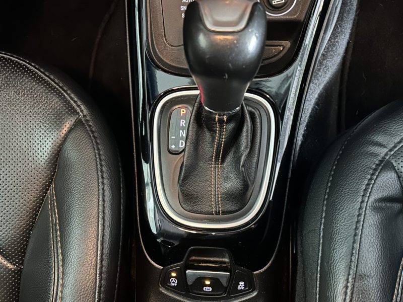 JEPP COMPASS LIMITED 4X4 BEATS 2018 140CV / CARPLAY / CAMERA DE RECUL / SIEGES ELECTRIQUE A MÉMOIRE 