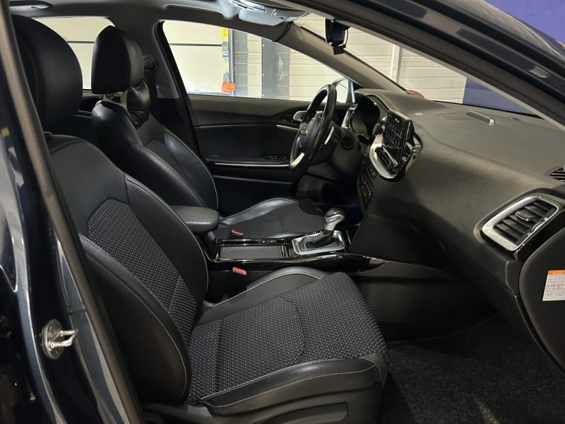 KIA XCEED DESIGNE 2020 / TOIT OUVRANT PANORAMIQUE / CARPLAY / KEYLESS / AIDE A LA CONDUITE