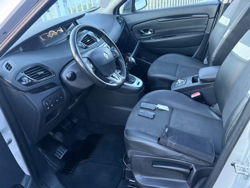 RENAULT SCENICIII 1.5 DCI 110CH ENERGY BOSE ECO² 7 PLACES 2014