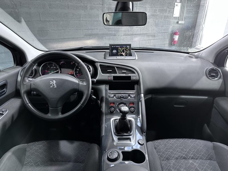 PEUGEOT 3008 1.6 HDI115 FAP ALLURE 