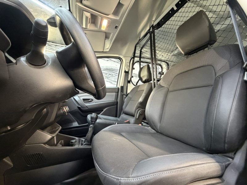 RENAULT EXPRESS 1.5 BLUE DCI 75 2024 (Style Kangoo)