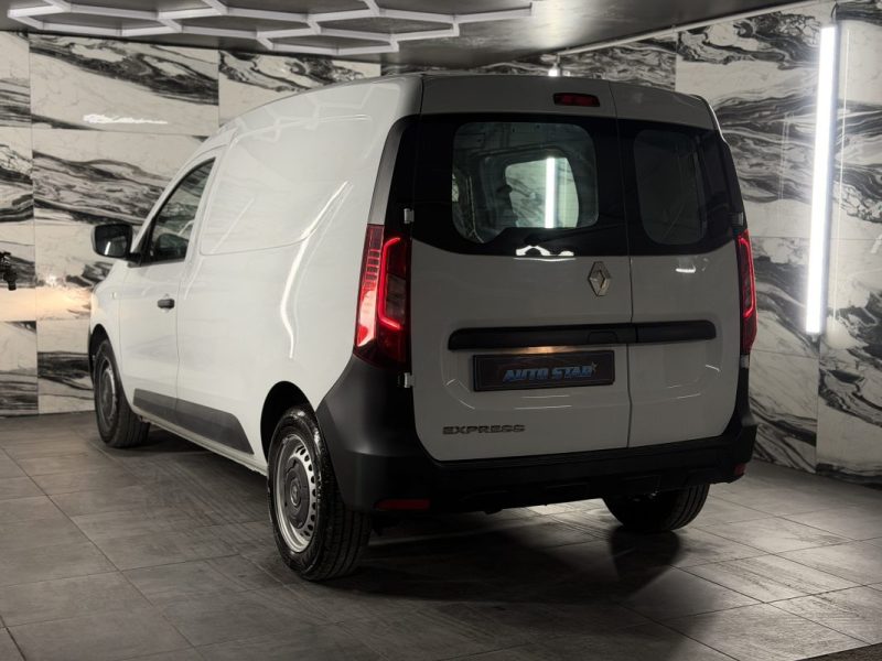 RENAULT EXPRESS 1.5 BLUE DCI 75 2024 (Style Kangoo)