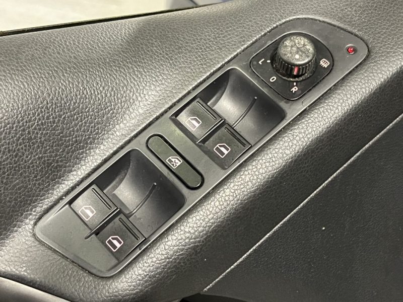 VOLKSWAGEN TIGUAN 2.0 TDI 140 SPORT AND STYLE 4X2