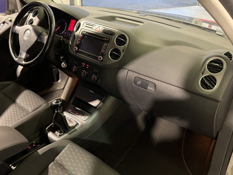 VOLKSWAGEN TIGUAN 2.0 TDI 140 SPORT AND STYLE 4X2