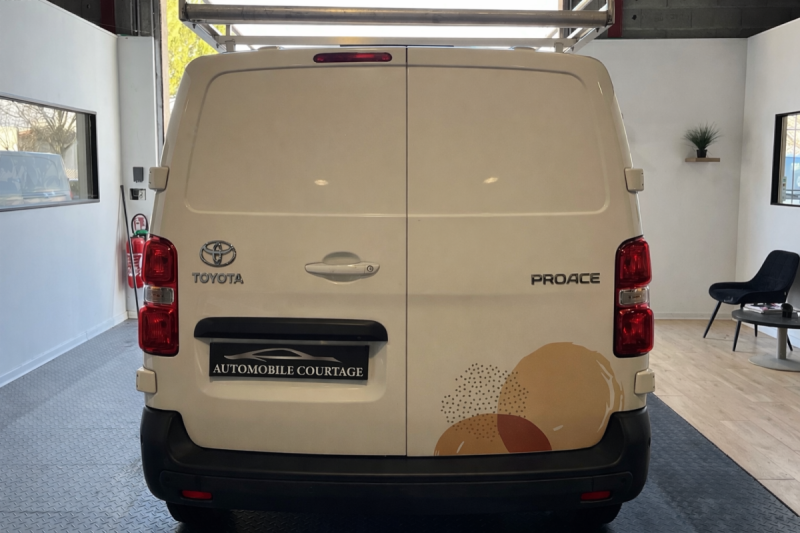 TOYOTA PROACE 2 MEDIUM 2.0 D-4D 150 BUSINESS