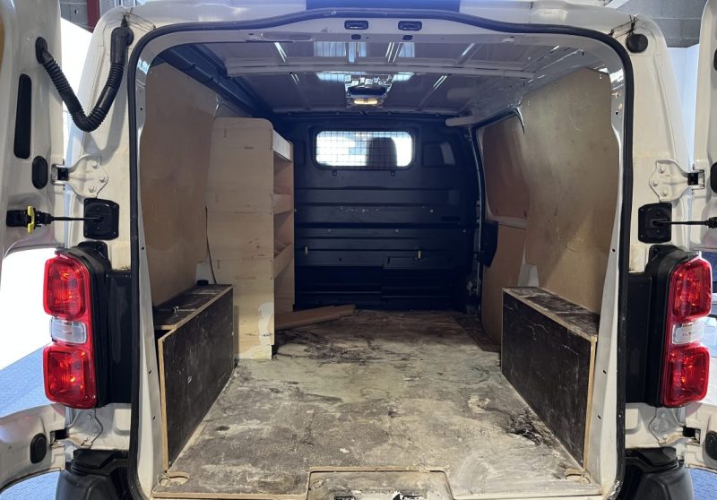 TOYOTA PROACE 2 MEDIUM 2.0 D-4D 150 BUSINESS