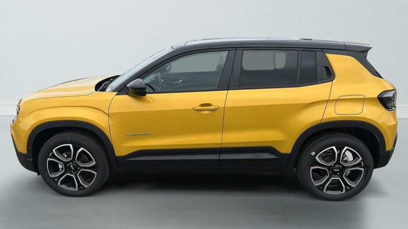 JEEP AVENGER 1.2 TURBO T3 100 CH SUMMIT 2025