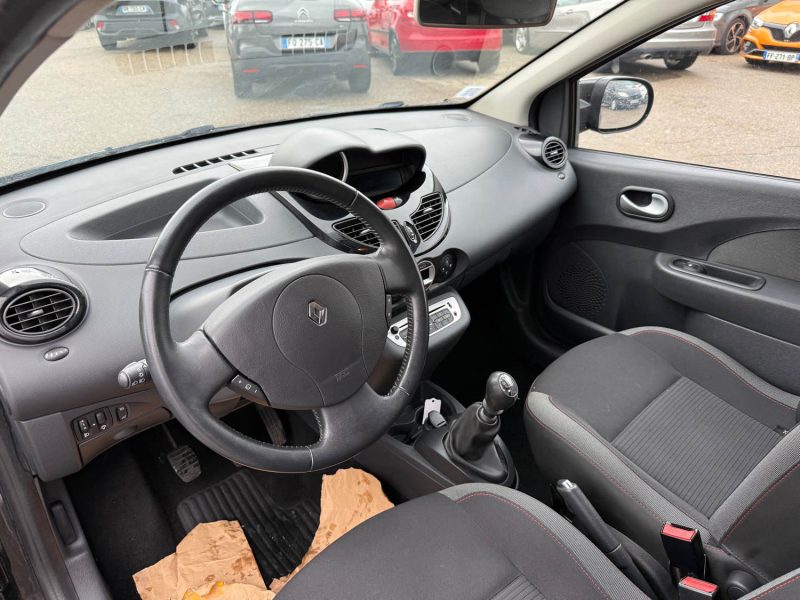 RENAULT TWINGO II 1.2 LEV 16V 75CH INTENS ECO² 152mkm