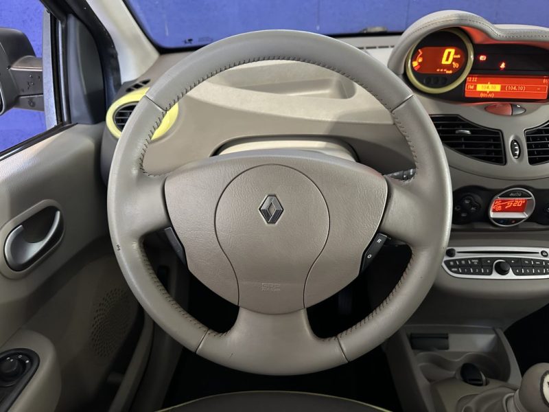 RENAULT TWINGO II (2) 1.2 LEV 16V 75CH ECO2 PHASE 2 PRIVILEGE / 2EME MAIN / 2012