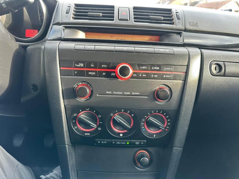 MAZDA 3 1.6L ELEGANCE 