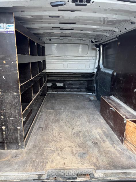 OPEL VIVARO 1.6 CDTI BITURBO 120 TRAFIC EXPERT 