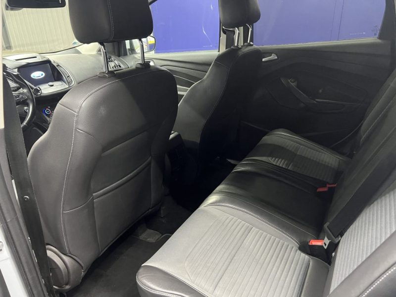 Ford Kuga 2.0 TDCi 150ch Stop&Start 4x2 | Kit distribution OK | GPS | Caméra de recul | Entretien OK