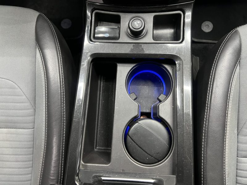 Ford Kuga 2.0 TDCi 150ch Stop&Start 4x2 | Kit distribution OK | GPS | Caméra de recul | Entretien OK