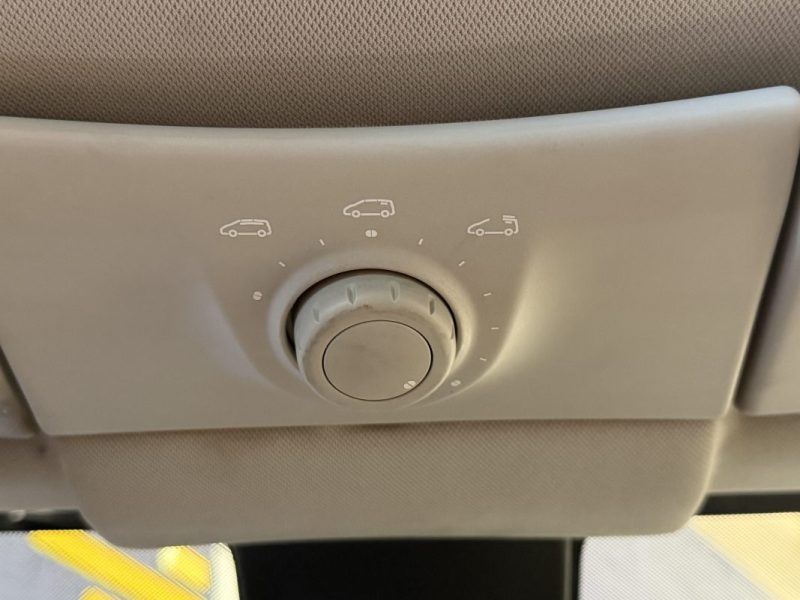 RENAULT ESPACE 5 1.6 DCI 160CH INITIAL PARIS BVA - TOIT OUVRANT - SUIVI RENAULT-7 PLACES 