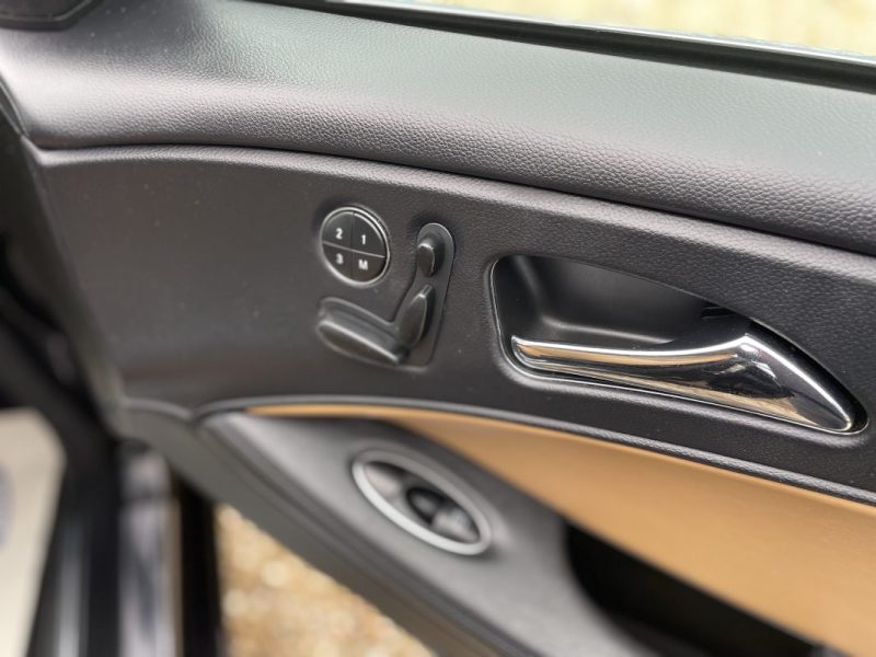 MERCEDES-BENZ CLS  320 CDI 211ch 3.0 CDI V6 7G-TRONIC (w219)