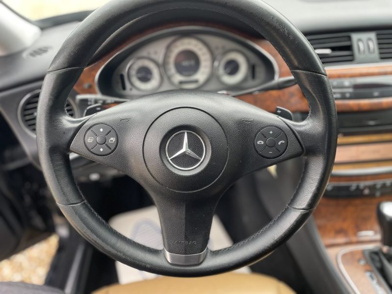MERCEDES-BENZ CLS  320 CDI 211ch 3.0 CDI V6 7G-TRONIC (w219)