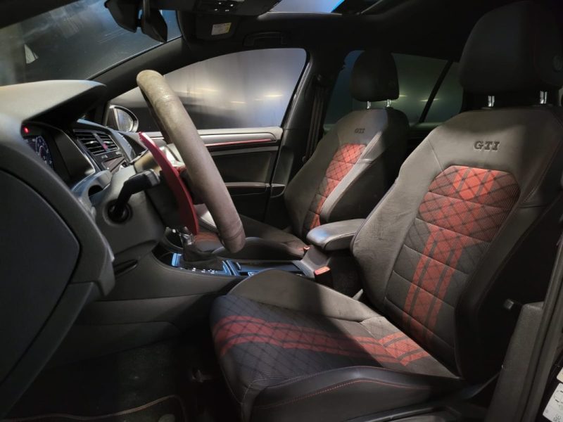 VOLKSWAGEN GOLF  2.0 TSI 290cv TCR / TOIT OUVRANT / SIEGES CHAUFFANTS /SUIVI  VOLKSWAGEN