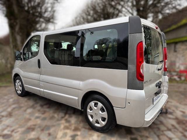RENAULT TRAFIC  L1H1 2.0 DCI 115 EVADO / CAMPING CAR / 7 PLACES /GENERATION 2007