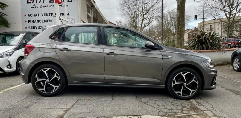 VOLKSWAGEN POLO VI 1.0 TSI 95 R-LINE DSG7 *1ÈRE MAIN* 
