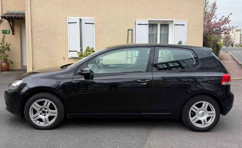 VOLKSWAGEN GOLF 1.6 TDI 105 FAP CR BlueMotion Trendline