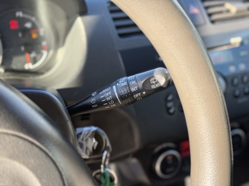 SUZUKI SWIFT 1.3 DDiS 75ch GLX – Clim – Économique – Révisée & Garantie