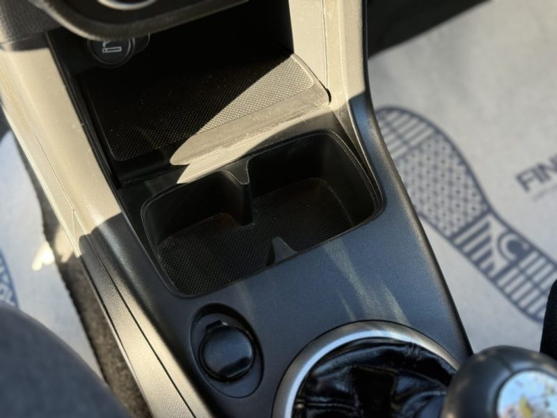 SUZUKI SWIFT 1.3 DDiS 75ch GLX – Clim – Économique – Révisée & Garantie