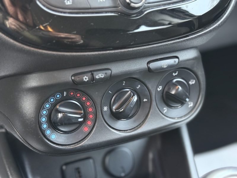 OPEL CORSA 1.4 90ch PLAY PACK – Clim – Bluetooth – Révisée & Garantie