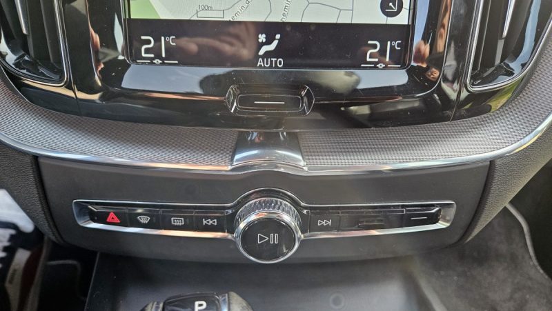 VOLVO XC60 II D4 2.0 190CH R-DESIGN ATTELAGE CAMERA 