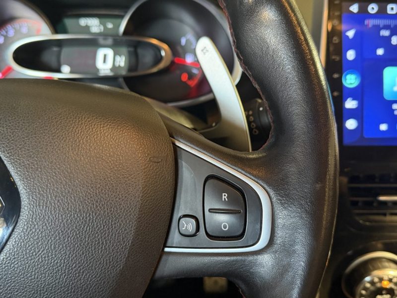 RENAULT CLIO 4 RS 1.6 200cv EDC6 - CAR PLAY -  ENTRETIEN RENAULT - 108 000 klm - JAUNE CYRUS 