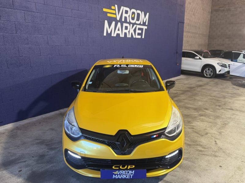 RENAULT CLIO 4 RS 1.6 200cv EDC6 - CAR PLAY -  ENTRETIEN RENAULT - 108 000 klm - JAUNE CYRUS 