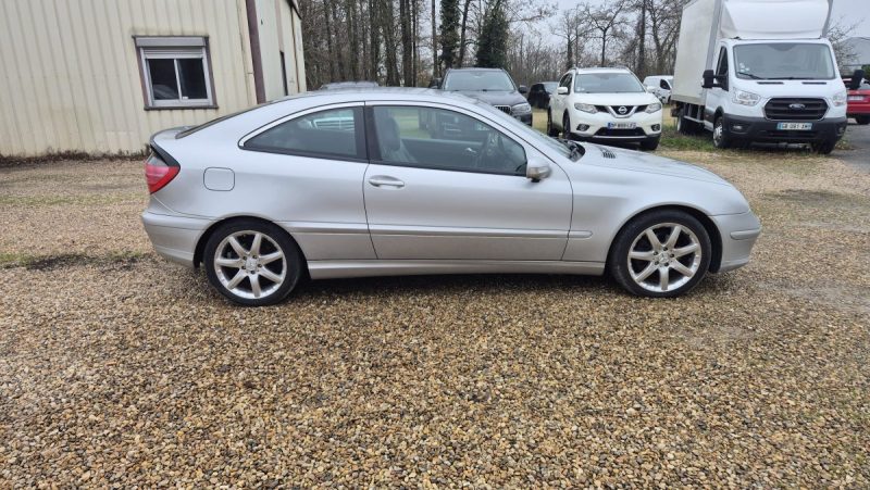 MERCEDES CLASSE C 220 CDI 143 ch COUPE SPORT BVA