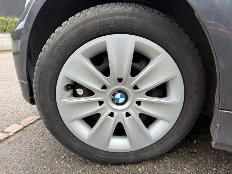 BMW SERIE 3 E90 318i PACK PREMIERE 130CV 5P