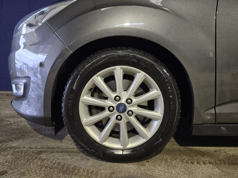 FORD GRAND C-MAX 1.0 ECOBOOST 125 TITANIUM - BVM6 - DISTRIBUTION OK -7 PLACES - CT OK