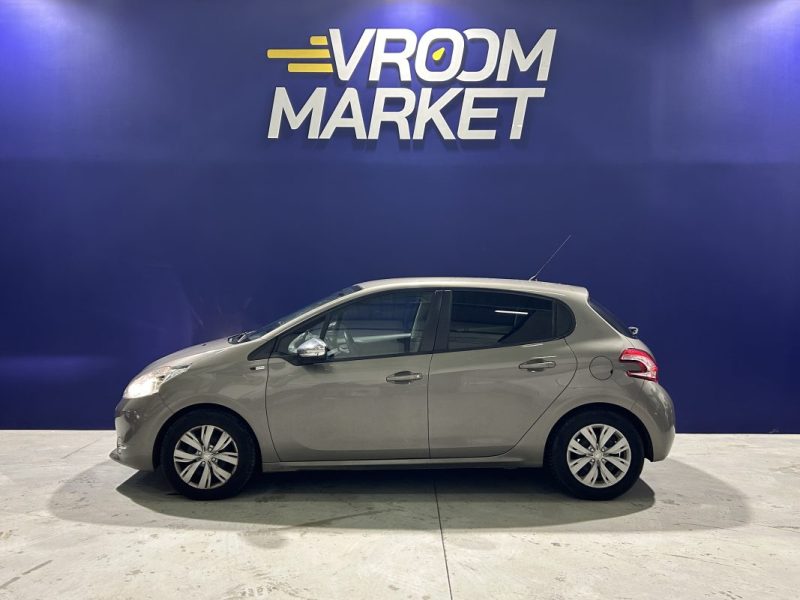PEUGEOT 208 1.2 PURETECH STYLE 5P 2014