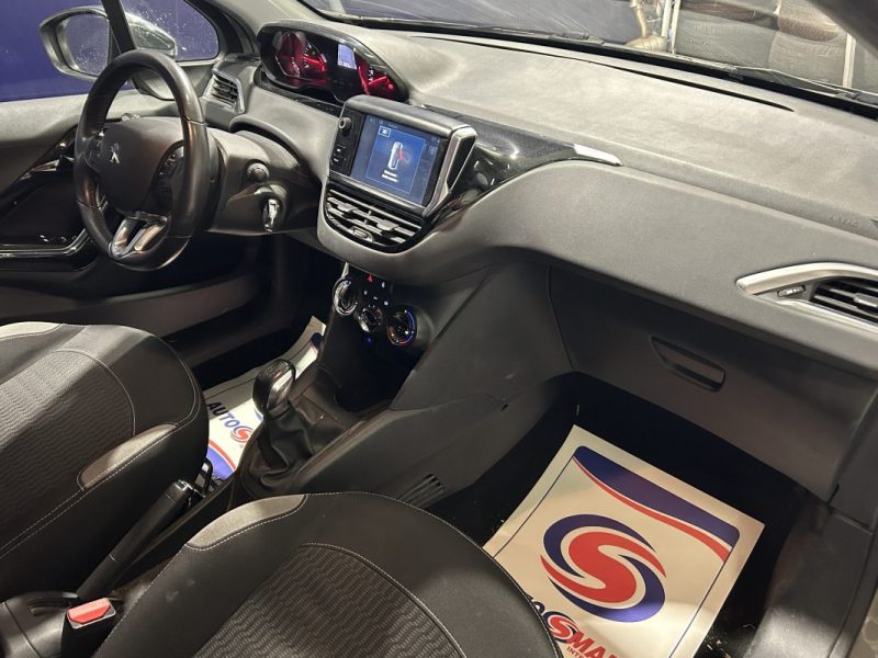 PEUGEOT 208 1.2 PURETECH STYLE 5P 2014