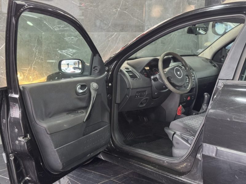 RENAULT MEGANE AUTHENTIQUE 1.4 16V 2007