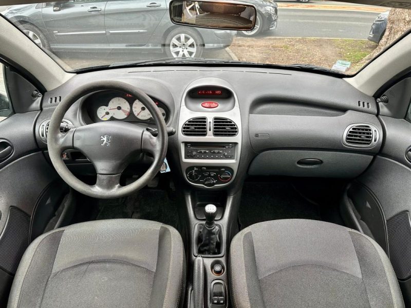 PEUGEOT 206 1.4 HDI 70 GENERATION 