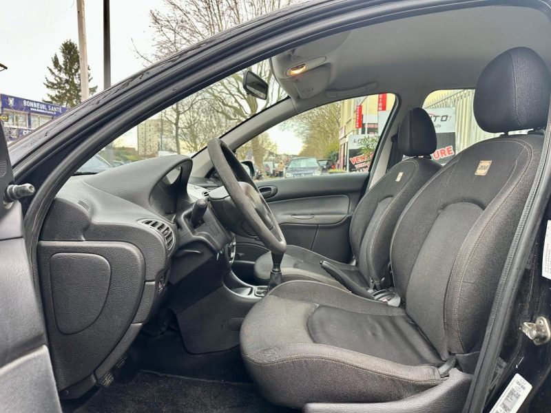 PEUGEOT 206 1.4 HDI 70 GENERATION 