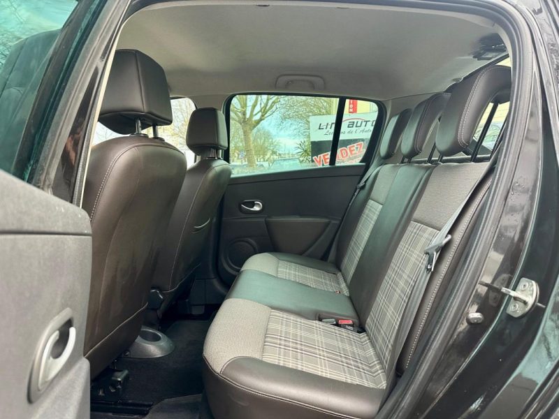 RENAULT CLIO III 1.2 TCE 100 XV DE FRANCE  