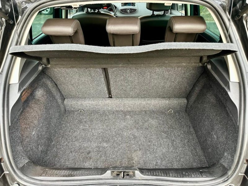 RENAULT CLIO III 1.2 TCE 100 XV DE FRANCE  