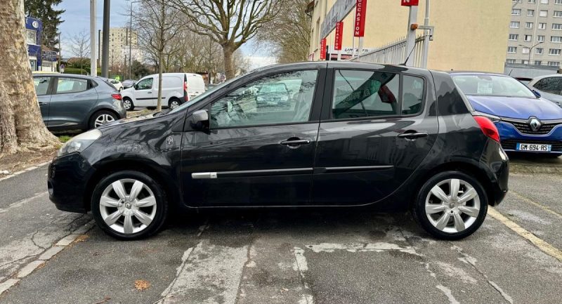 RENAULT CLIO III 1.2 TCE 100 XV DE FRANCE  